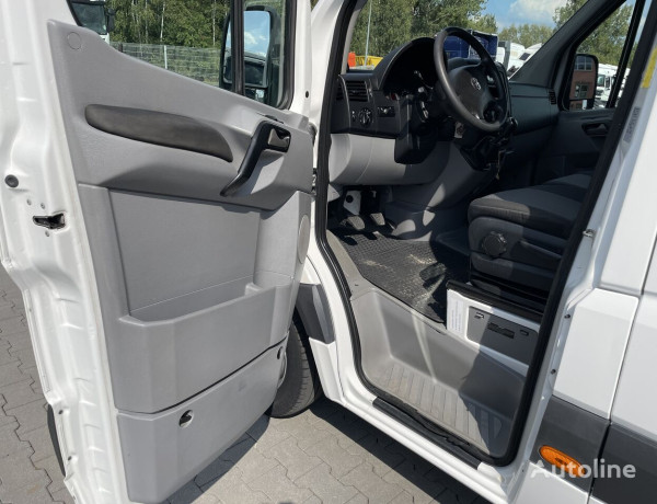 Ciężarówka furgon Volkswagen Crafter 163KM WARSZTAT Z WYPOSAŻENIEM L1H3 99tys.km!!!