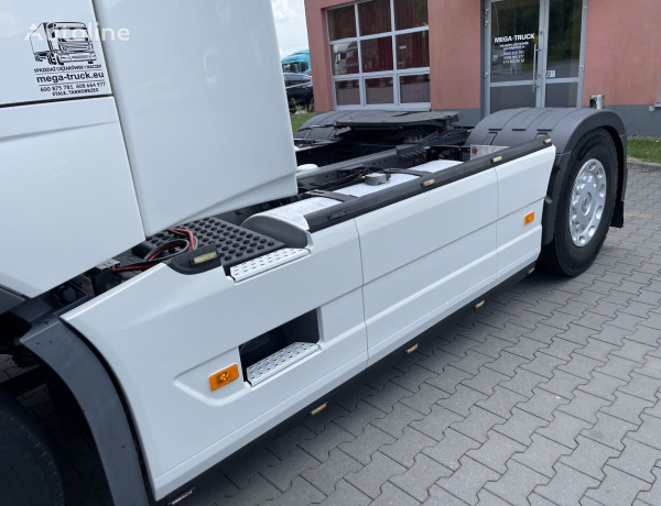 Ciągnik siodłowy Volvo FH 500  I-COOL LODÓWKA NOWE OPONY